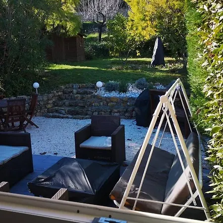 Jolie Petite Maison De Charme Dans Quartier Boise * Vallauris